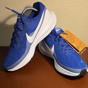 Nike Revolution 8 Mens Running Shoes Size 8.5